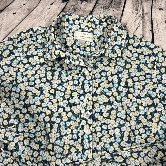 J.Crew Woman’s Cotton Fitted Button Down Shirt Size 2 - Picture 2 of 9